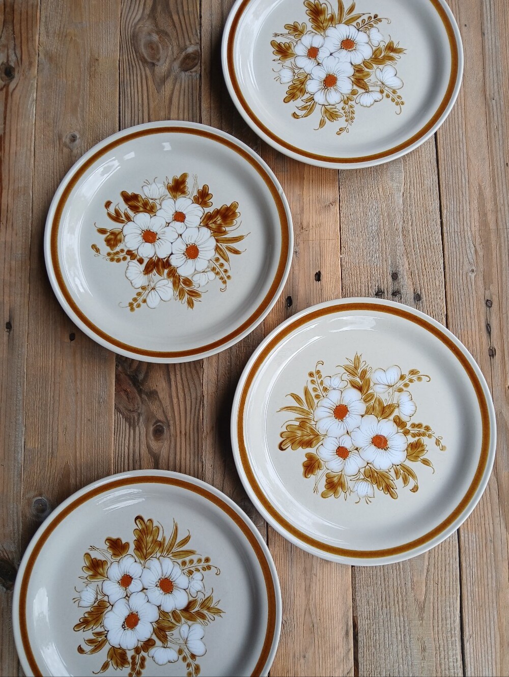 Vintage Floral Stoneware Dessert Plates - Brown & White (Set of 4)